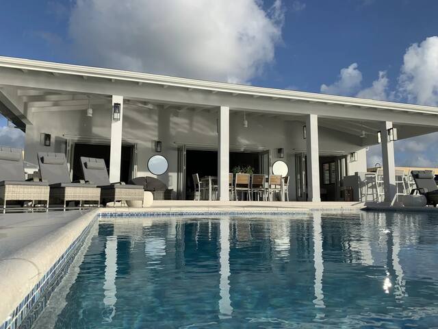 Away From It All Antigua managed Airbnb listing 2
