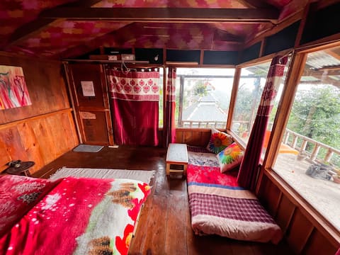 Air Room in Bhagsu Nag - Bipan Gill Homestay