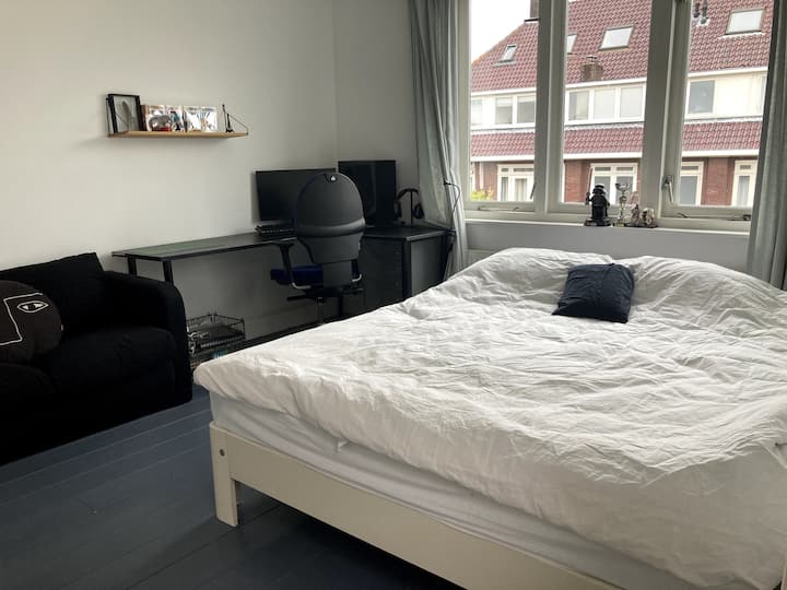 segundo dormitorio en el segundo piso