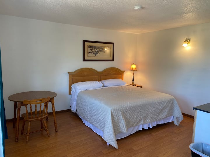 19 Studio apt just minutes from Sturgis! Apartments for Rent in