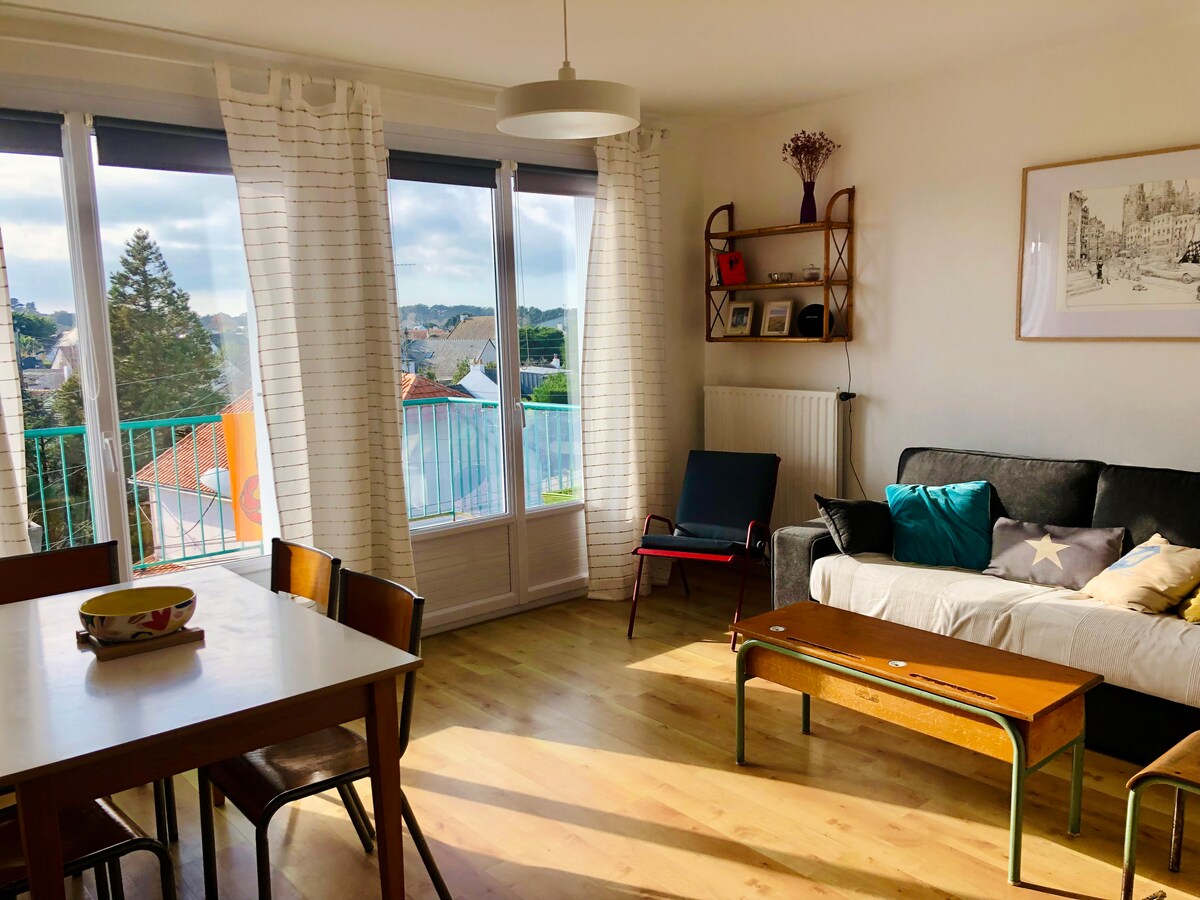 Successful Airbnb property: Bright apartment 60 m2 + terrace. Everything on foot. in Le Pouliguen