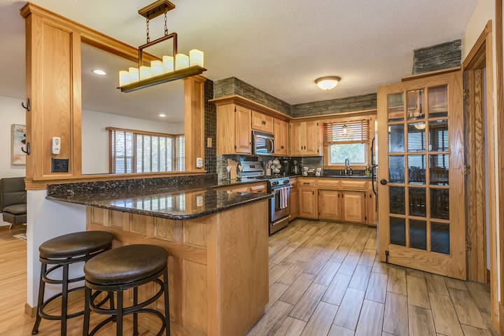 5 Br Craftsman Charmer..walk to St Anthony Village