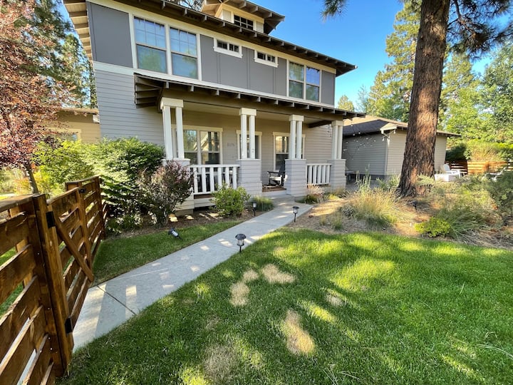 Beautiful 2-bedroom Craftsman Home W/chefs Kitchen - Bend, OR