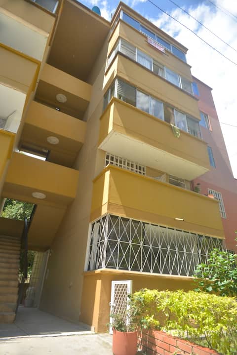 Popular Airbnb listing: Beautiful apartment in Floridablanca, Santander in Floridablanca