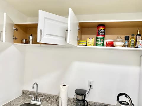 Successful Airbnb property: Cozy Private Entrance Studio in Curtis Park