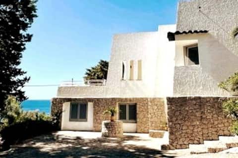 Villa Romanelli NEW, sea view, Mediterranean scrub