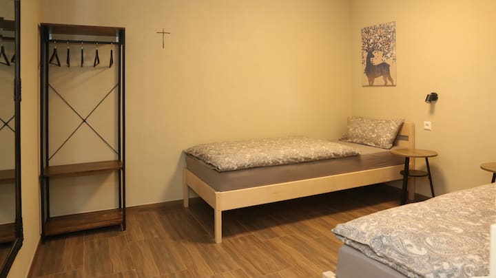 غرفة النوم 2