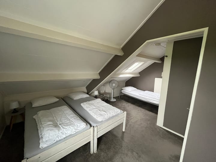 Спалня - 3 легла