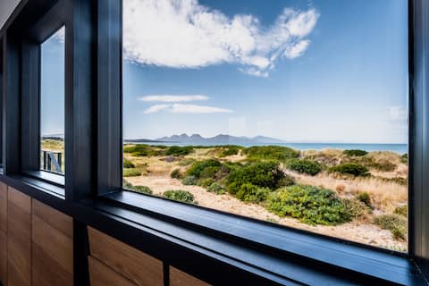 Elements - Freycinet Holiday Houses