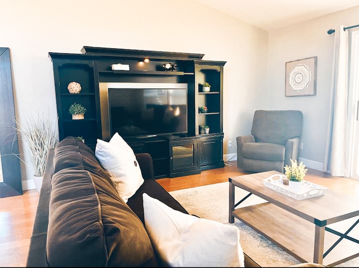 Top 10 Airbnb Vacation Rentals In Yuba City, California Updated 2024