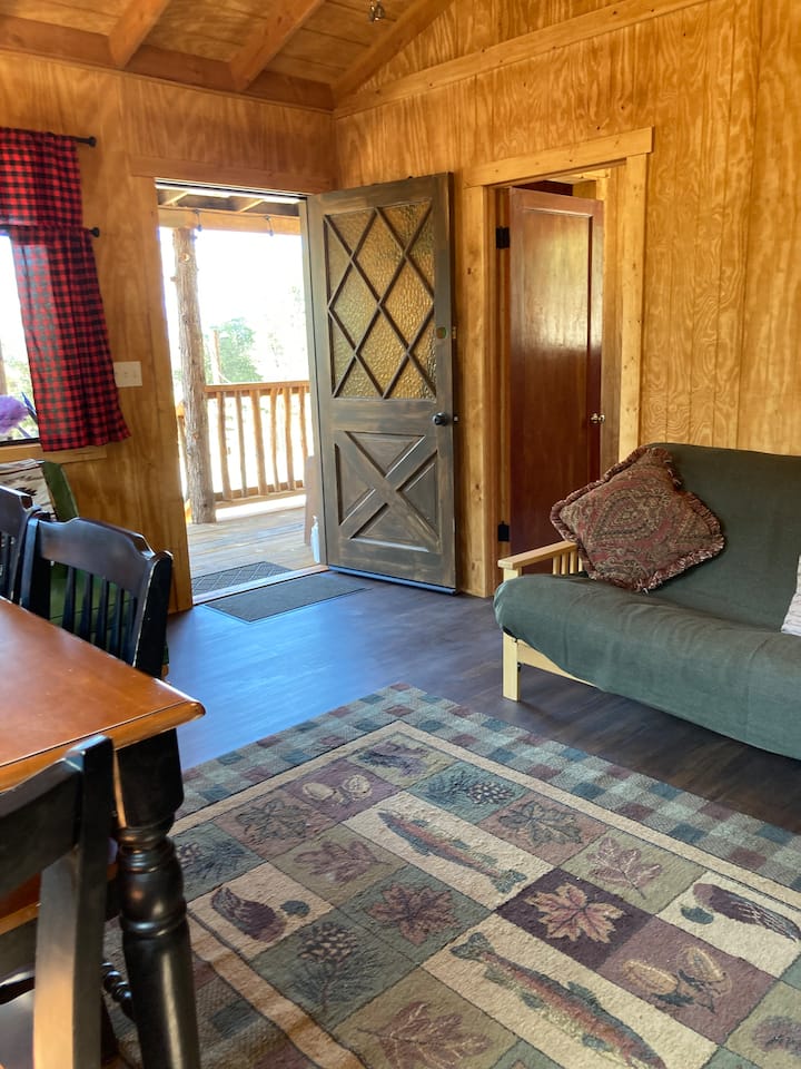 End Of The Road Cabin-getaway From It All & Relax! - Bass Lake, CA
