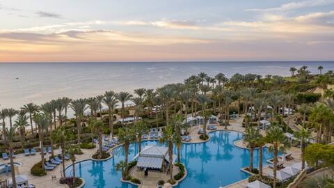 Elegant Sea View Chalet - Four Seasons Resort