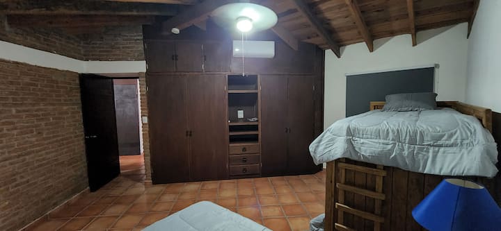 غرفة النوم 2