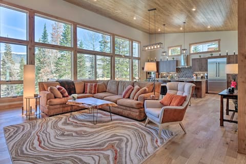 Top performing Airbnb: Hot Tub & Mtn Views - Private Luxury Retreat in Silverthorne