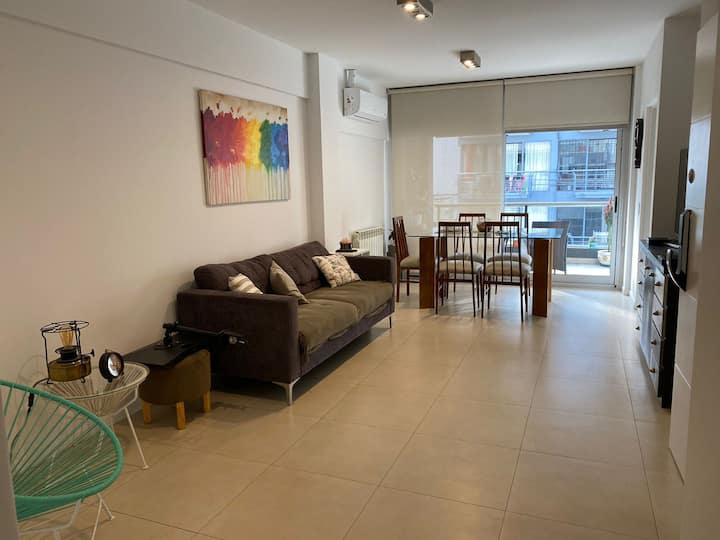 Departamento amoblado de 2 dormitorios en Parque Chacabuco