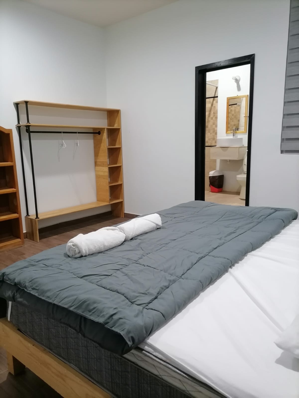 غرفة النوم 1