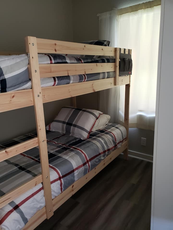 საძინებელი 3