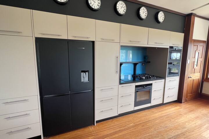 Tranquillo Luxury Coastal Retreat gallery image 5