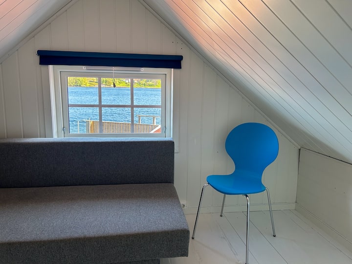 ห้องนอน 2 บนชั้น 2 มองเห็นวิวทะเลเตียงโซฟาคู่
