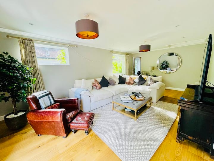 Spacious Family Home In Sevenoaks - Sevenoaks
