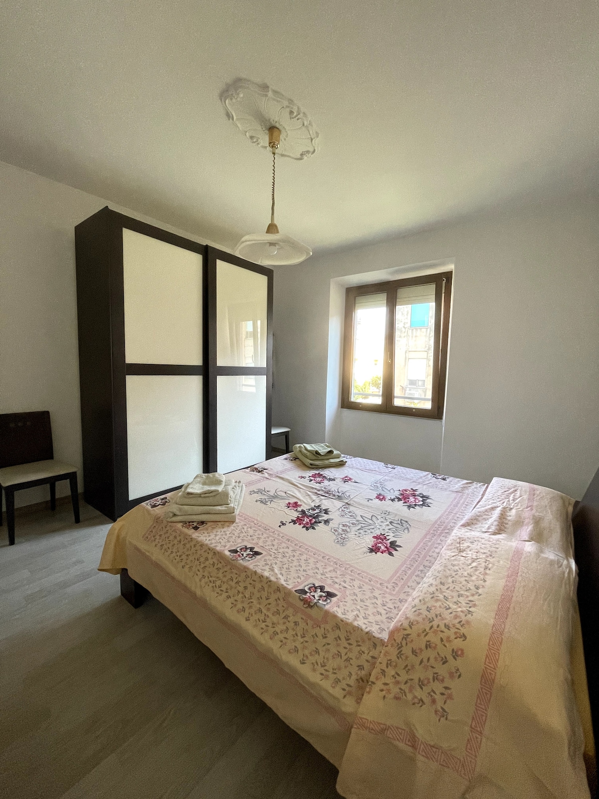 Top Airbnb: Lovely 2-Bed Apartment close to City Centre. à Oristano