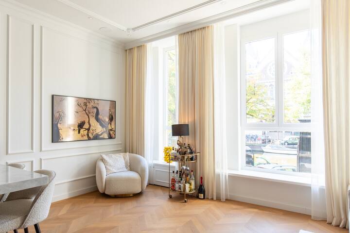 Luxury 3-Bedroom Canal Home Keizersgracht – 120m² gallery image 5
