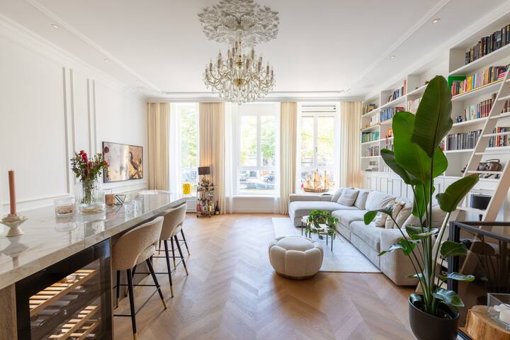 Luxury 3-Bedroom Canal Home Keizersgracht – 120m² gallery image 2