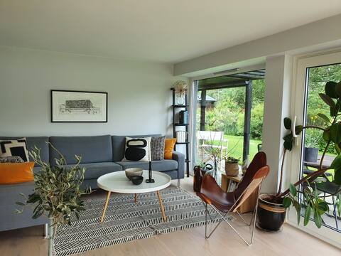 Successful Airbnb property: Flat located directly on the lake in Gjesdal