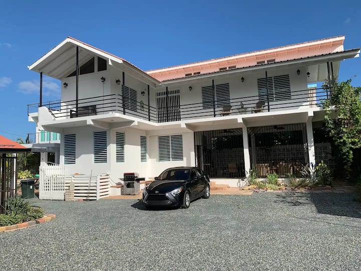 You deserve a beachfront vacation in Combate! Houses for Rent in Cabo