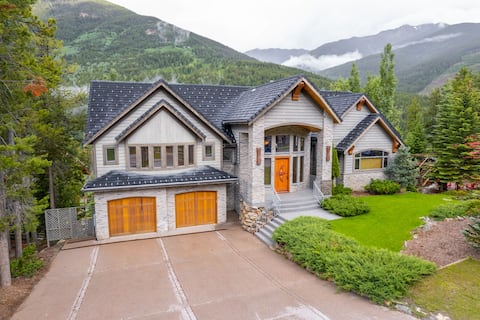 Eagle Lodge | Pool + Private Hot Tub | Ski In/Out