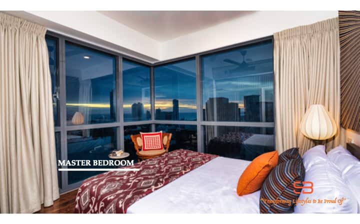 Pogled iz glavne spavaće sobe. Iz spavaće sobe ne smijete propustiti zalazak sunca iznad indijskog oceana.