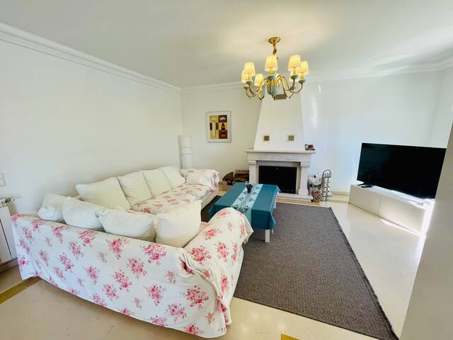 Rainbow house (Cascais) gallery image 5