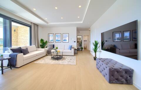 Successful Airbnb property: Luxury Villa Harmony with heated pool and seaview in Grad Krk