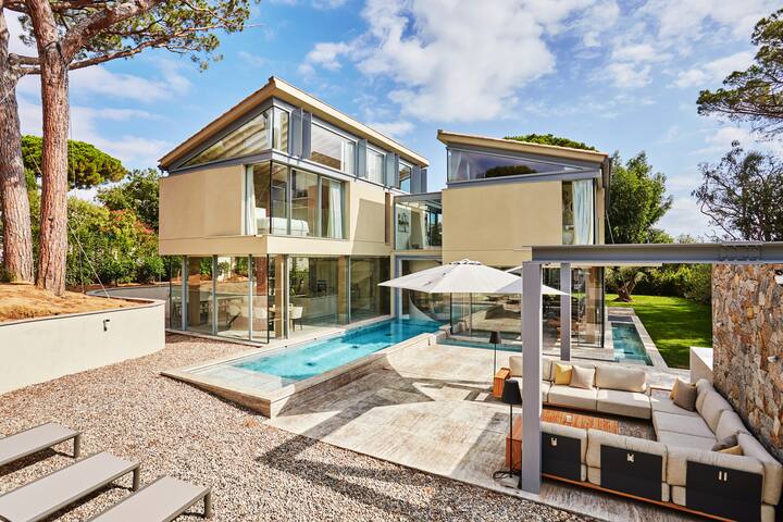 Maison D'Azur managed Airbnb listing 1
