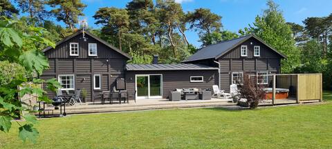 Wonderful villa in Österlen, 150 meters from the sea