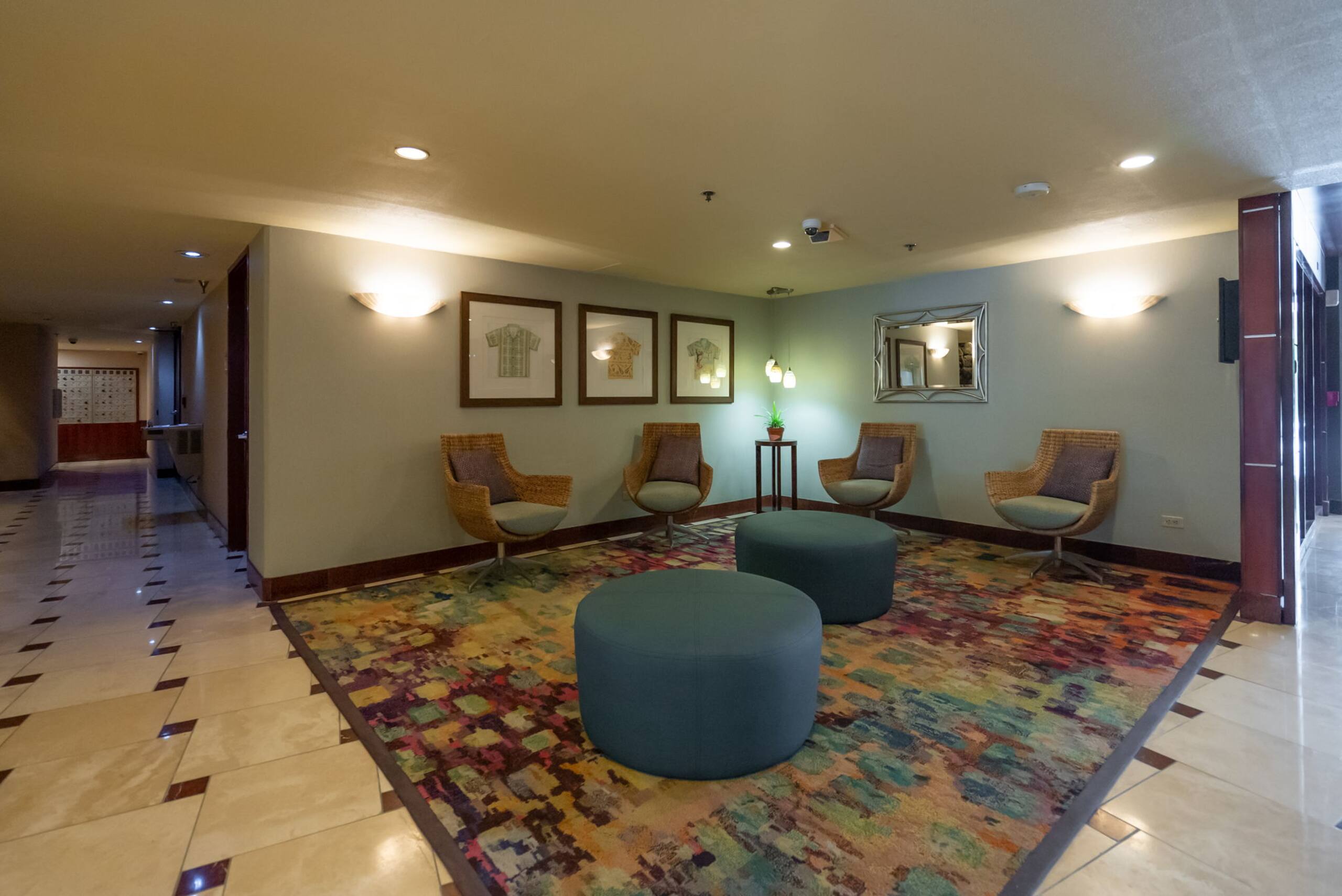 Condo in Honolulu · ★4.96 · Studio · 1 bed · 1 private bath - Image 40