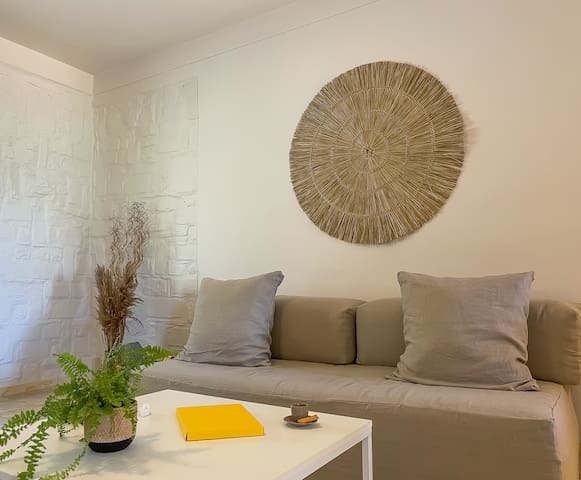 Amaryl Seaside Residence gallery image 2