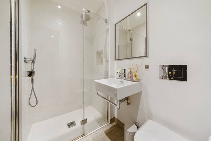 Best location for sightseeing london amazing flat gallery image 4