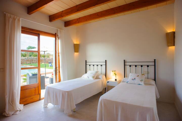 საძინებელი 1