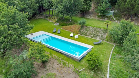 Villa w/ pool, A/C and big garden