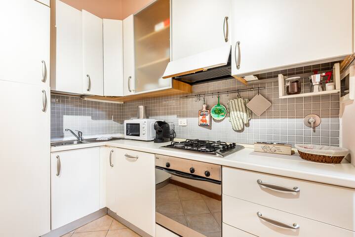 Home in Sant’Ambrogio gallery image 3