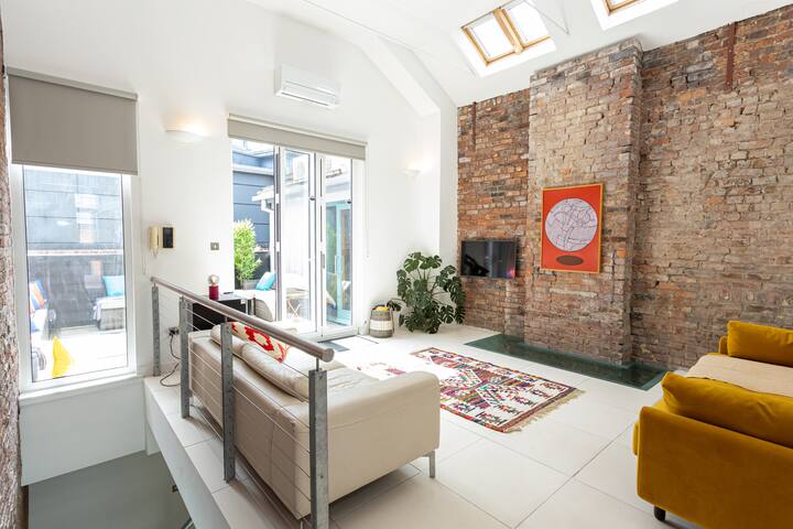 Luxury Penthouse with Private Roof Terrace gallery image 5