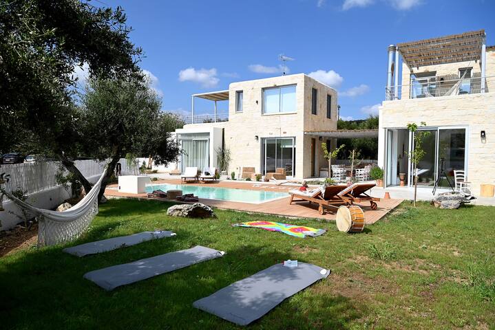 Villa Annassa Almyrida gallery image 4