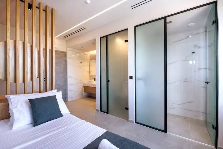 Mon Amour Luxury Villa (By Xenias Luxury Villas) gallery image 5