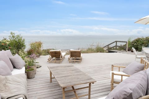 Breathtaking beach house