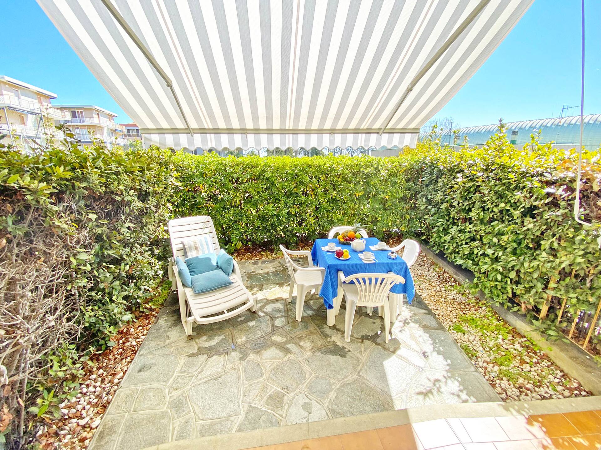 Studio apartment with balcony with sea view 50 meters from the sea — photo 3