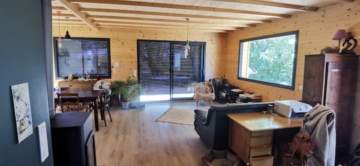 Jolie Maison En Bois Idéale Pour La Détente - Alba-la-Romaine