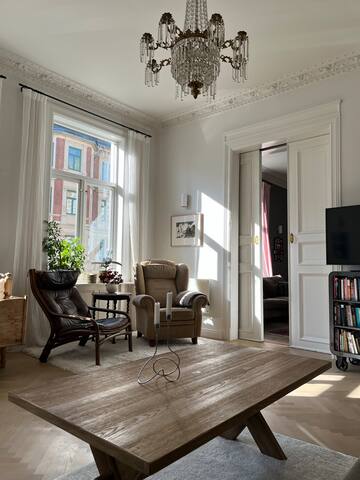 Frogner Central – 212 sqm, pool table, 3 bathrooms gallery image 3