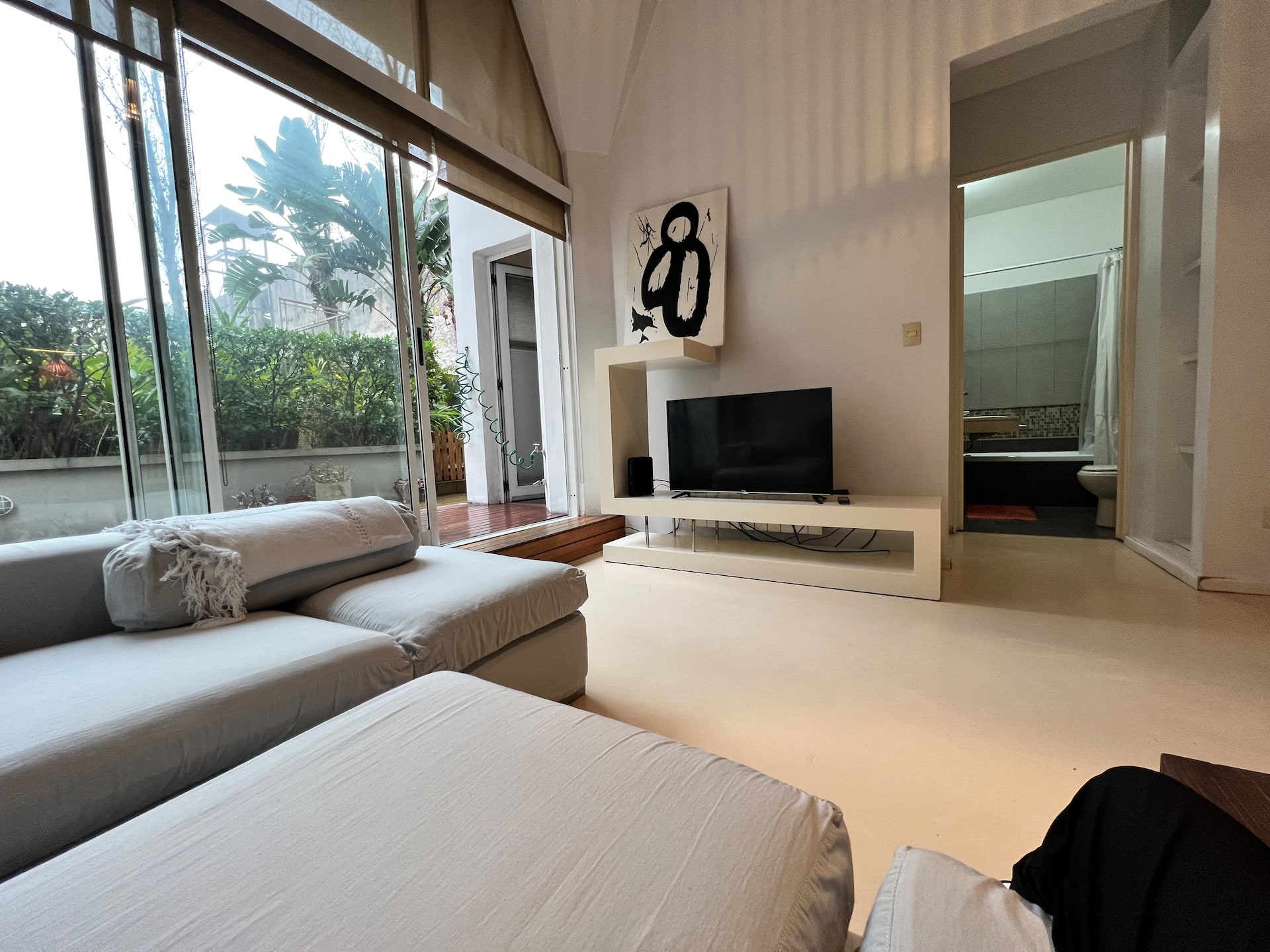 SPECTACULAR APT IN RESIDENCIAL COMPLEX WITH POOL