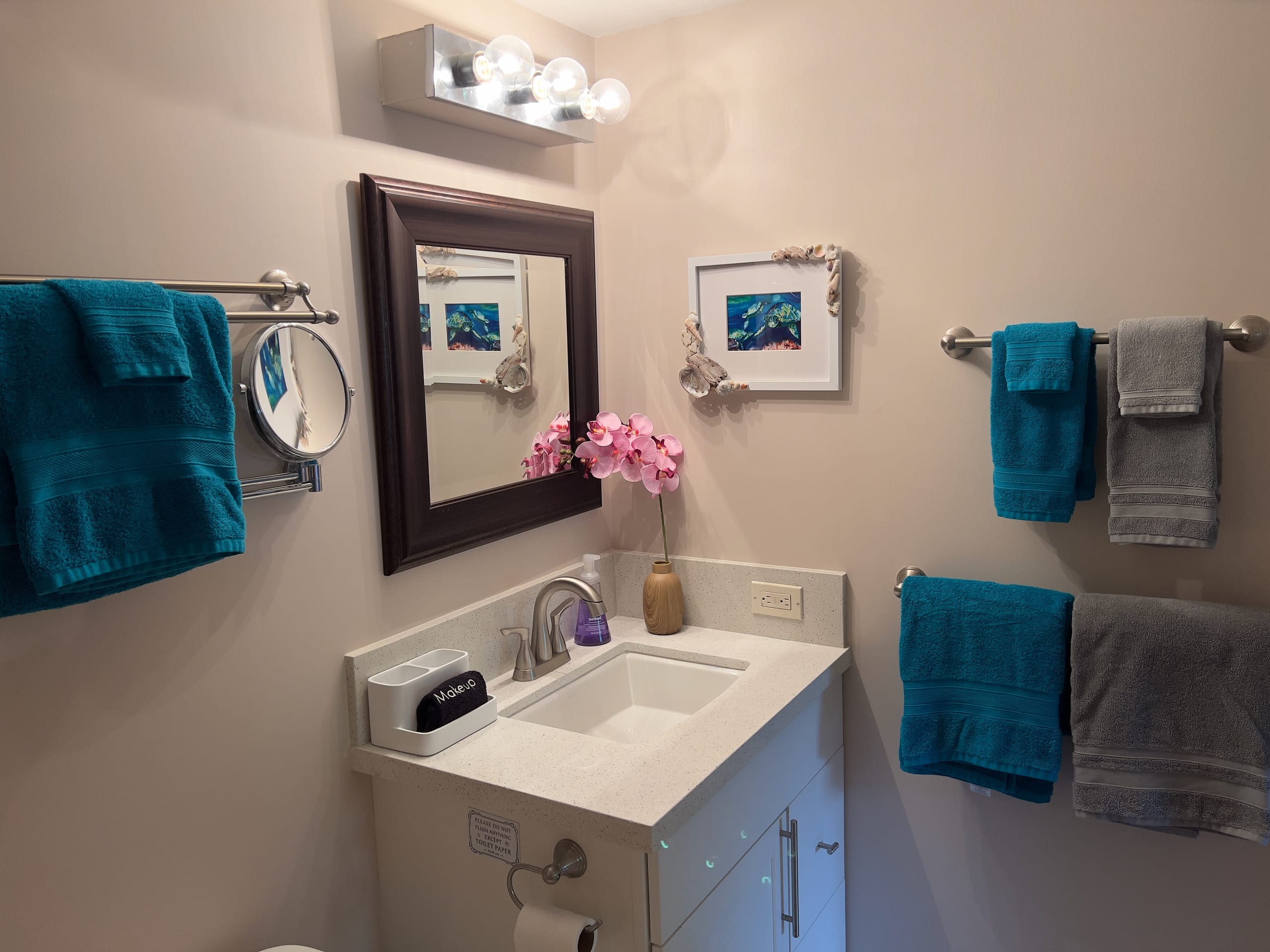 Condo in Lihue · ★4.92 · 1 bedroom · 1 bed · 1 bath - Image 16